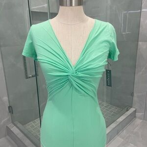 Velvet by Graham & Spencer Honeydew Twist shirt 👚